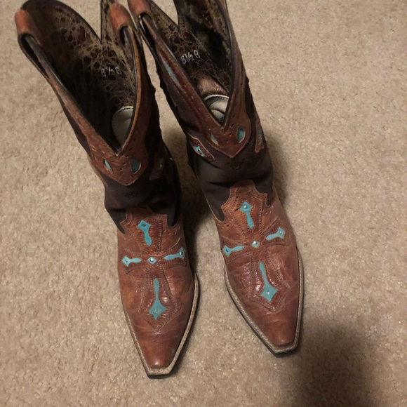 Ariat leather cross boots 6.5B - Picture 2 of 4